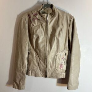CUERO Sz M Leather Jacket Handpainted Cherry Blossoms Zipper Closure Lined